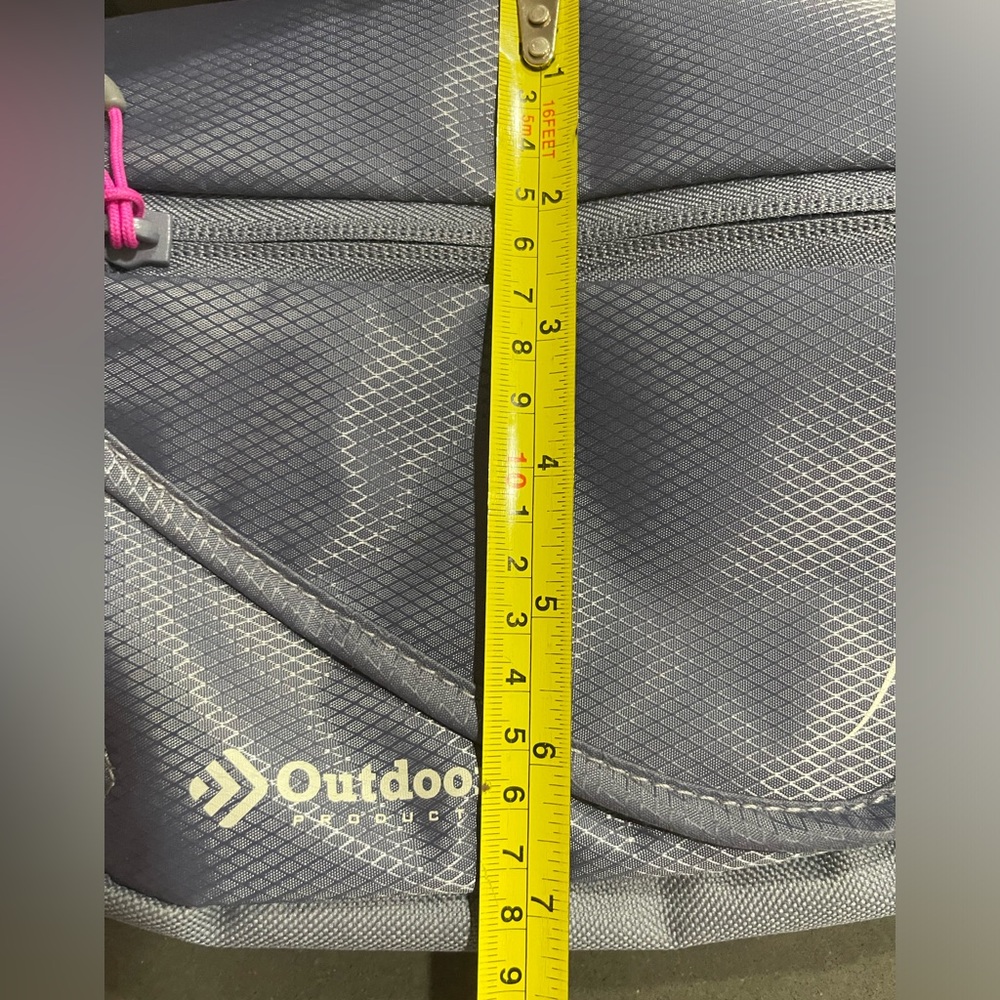 NWOT FANNY PACK/BELT BAG BY OUTDOOR PRODUCTS. Adjustable to 40”. Gray/Pink. - Picture 9 of 10